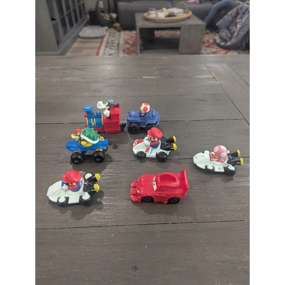 Lot Of 7 2014 Mcdonalds‎ Mario Disney Pixar Cars Toys